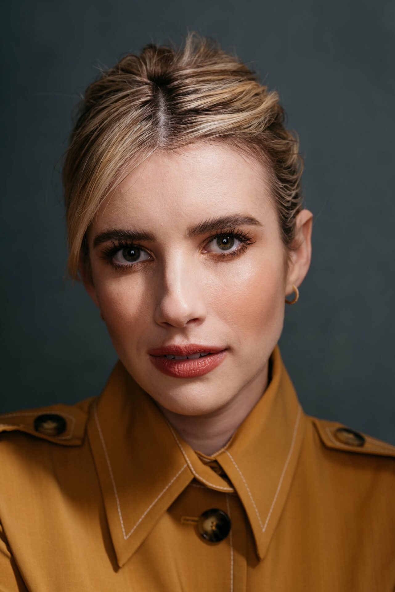 Emma Roberts - HeadStark