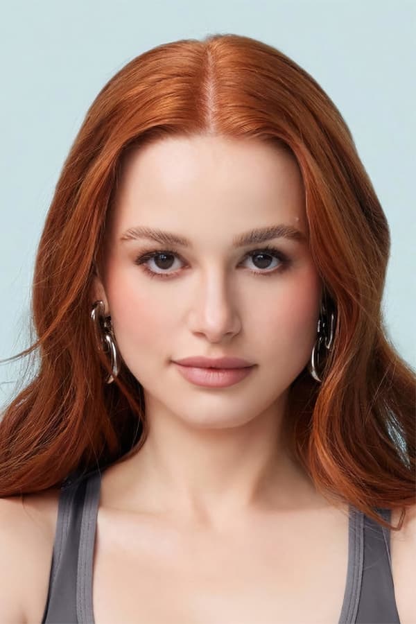 Madelaine Petsch - HeadStark