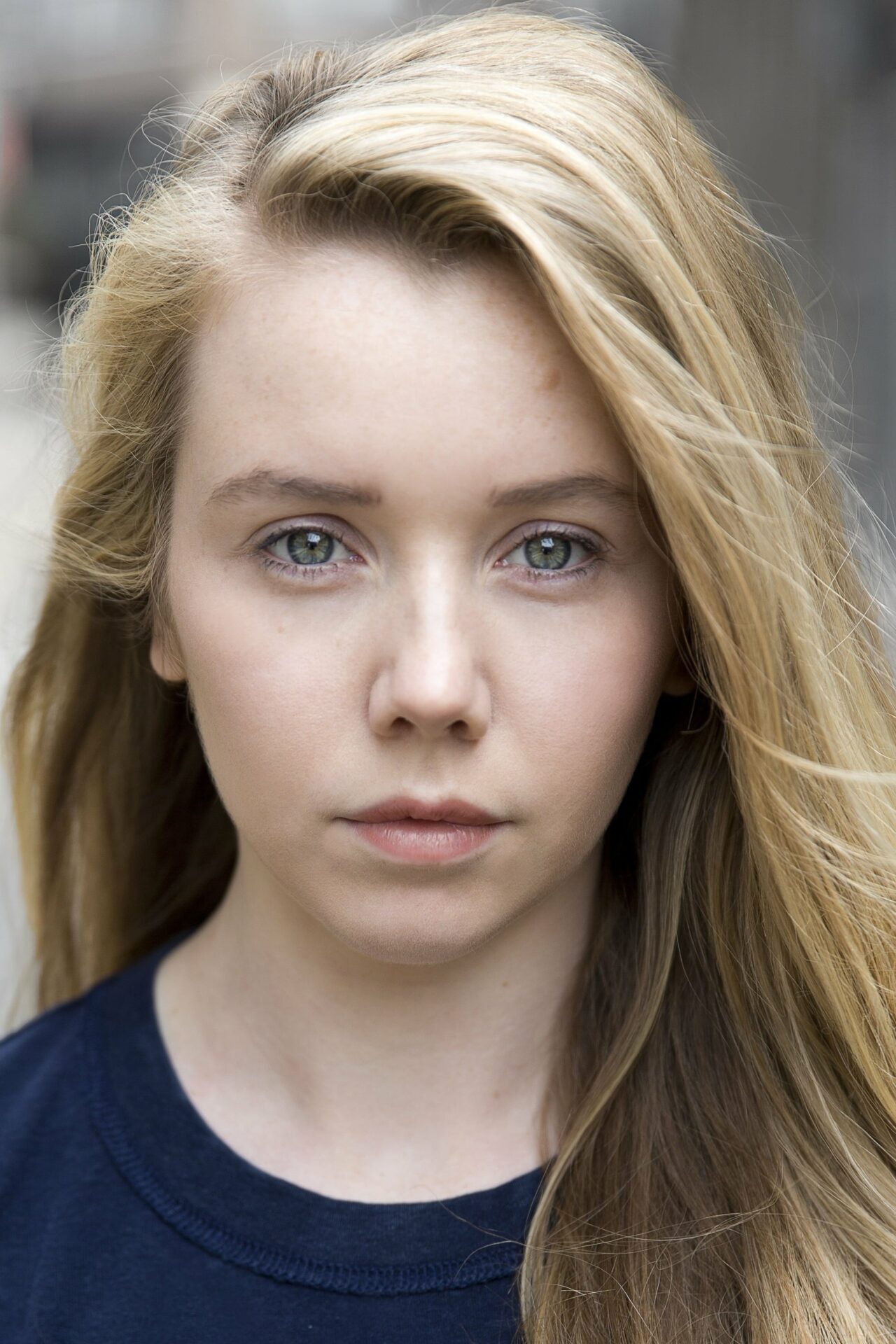 Lauren Lyle - HeadStark