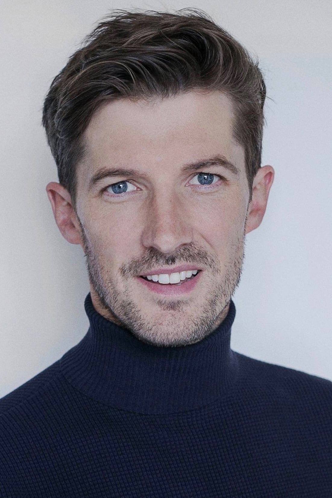 Gwilym Lee - HeadStark