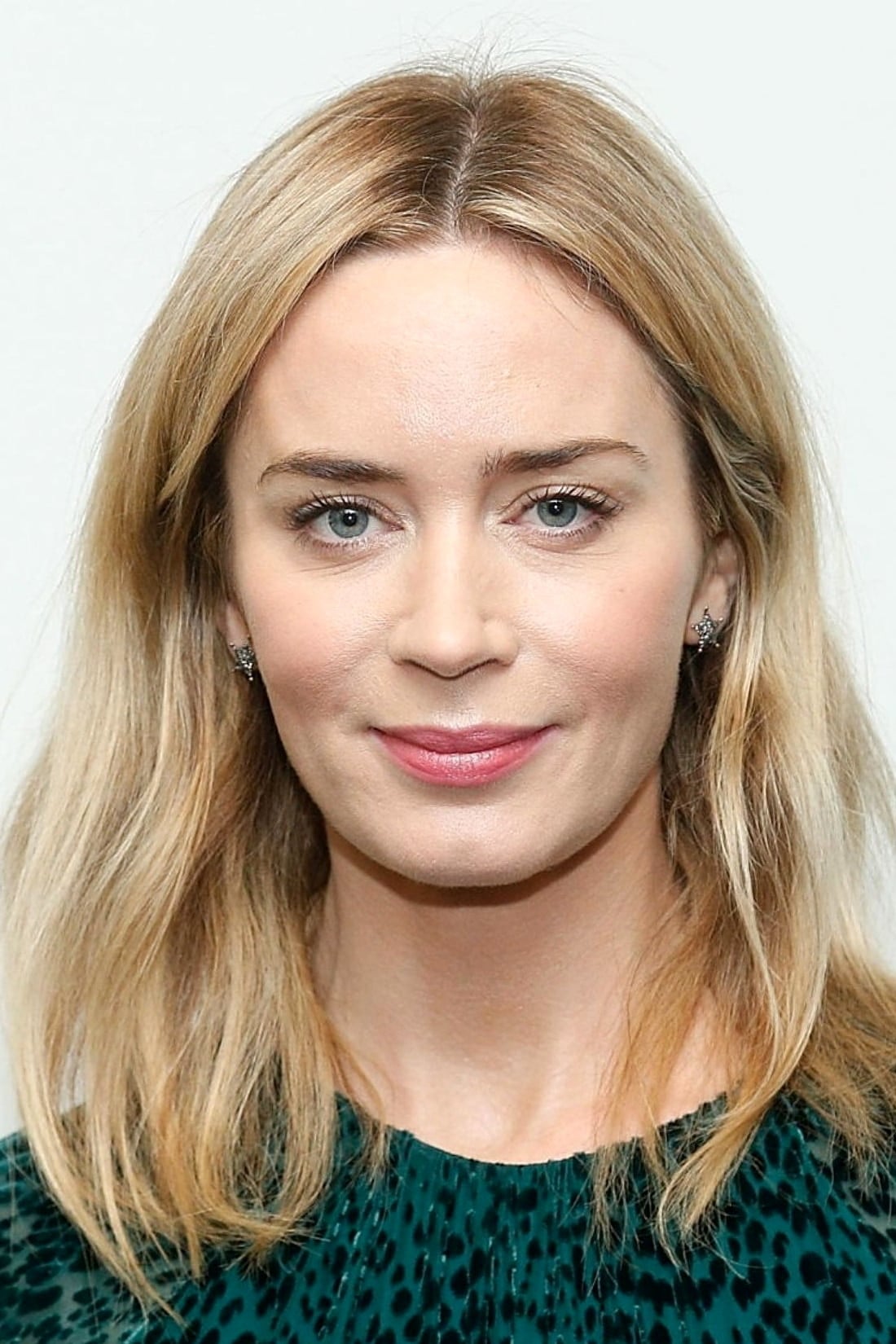 Emily Blunt - HeadStark