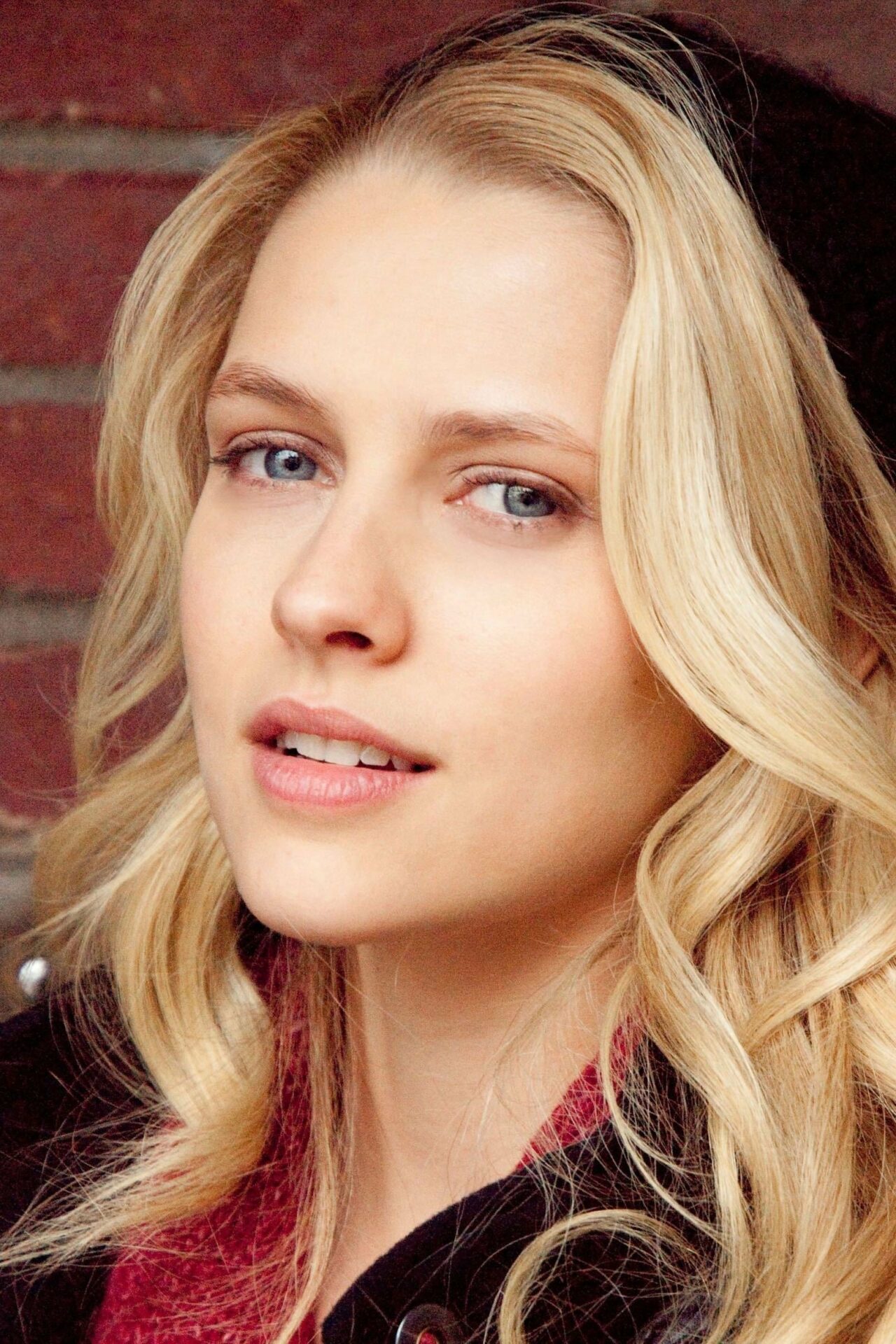 Teresa Palmer - HeadStark