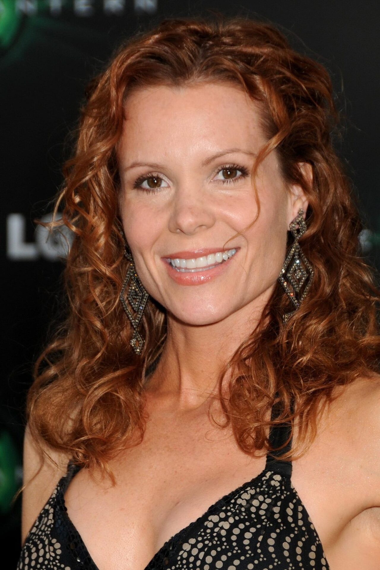 Robyn Lively - HeadStark