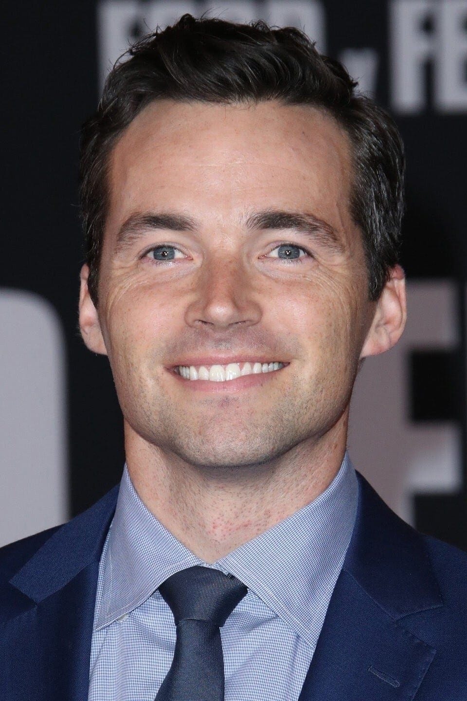 Ian Harding - HeadStark