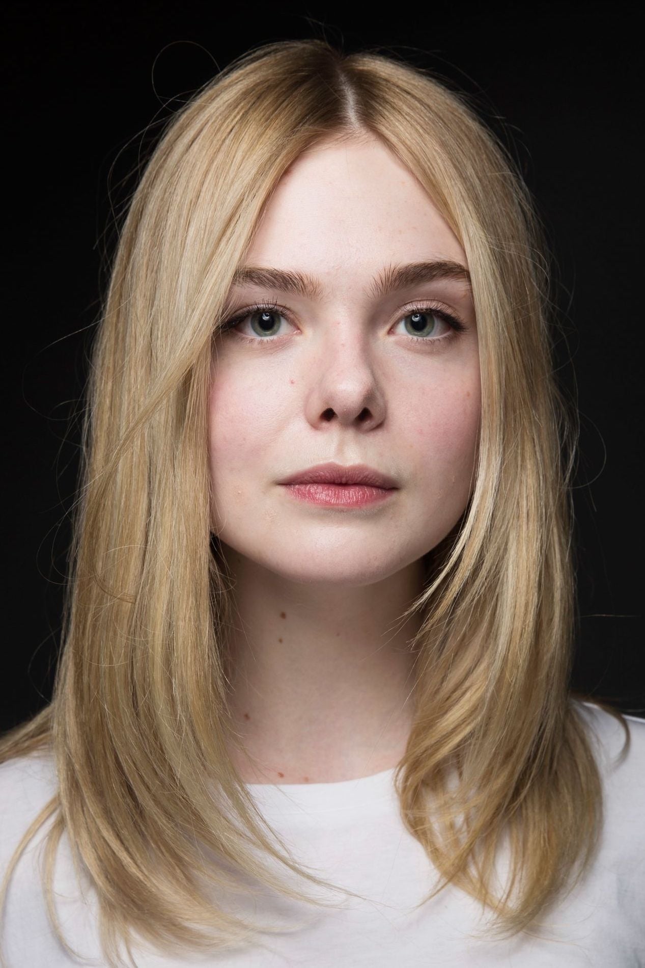 Elle Fanning - HeadStark