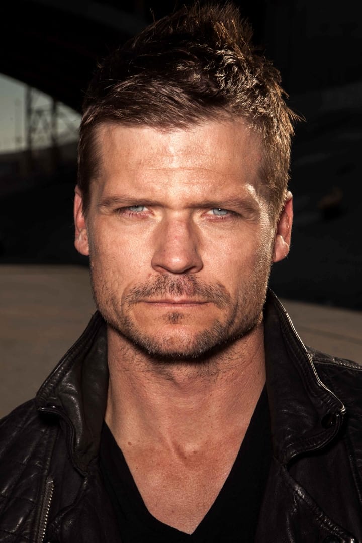 Bailey Chase - HeadStark